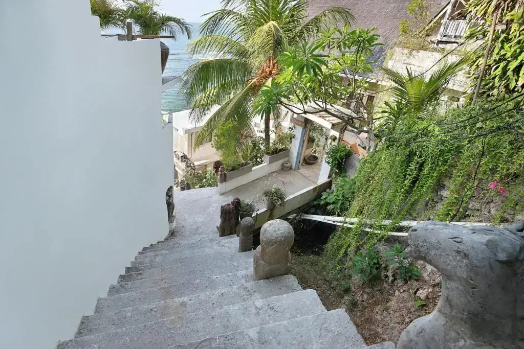 Пекату: Kerang Bingin Beach Villa