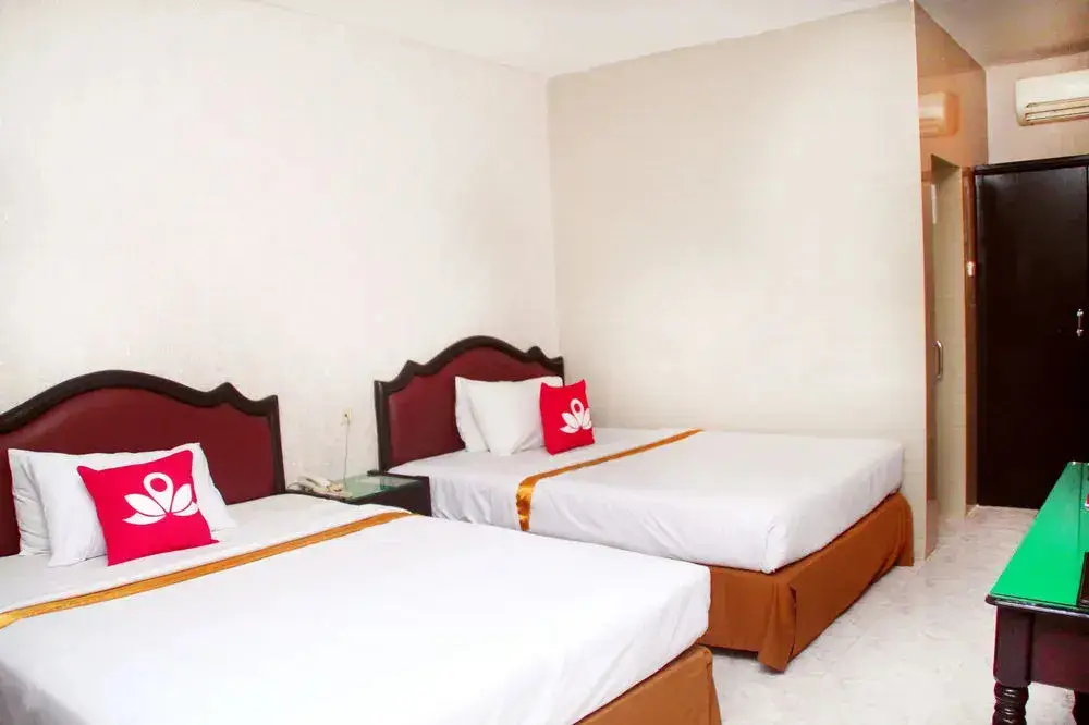 Сурабая: ZEN Rooms By Pass Juanda