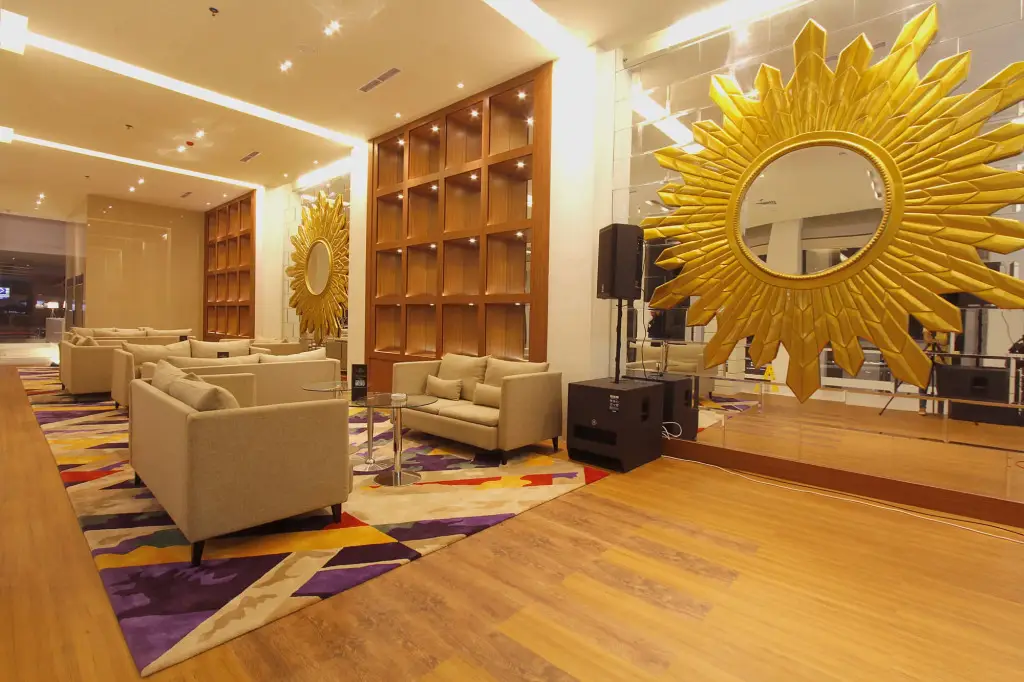 Royal Asnof Hotel — фото 1
