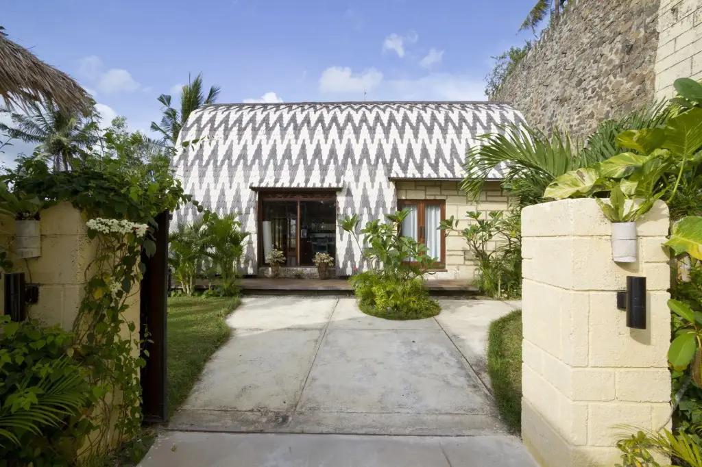 Матарам: Villa Umbrella