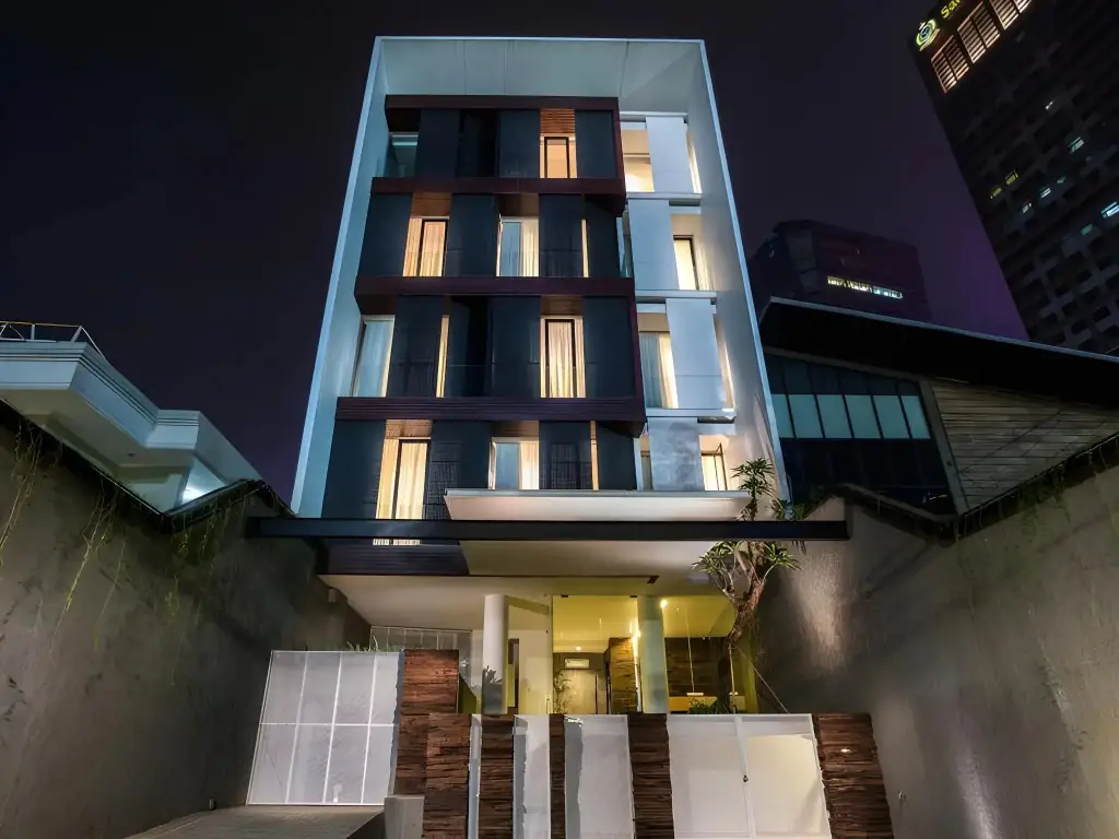 Джакарта: Upscale Suites