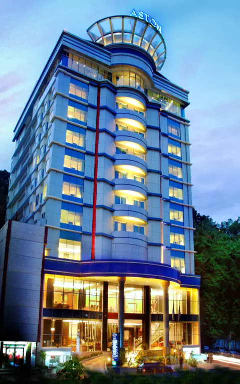 Джаяпура: Отель Aston Jayapura Hotel & Convention Center