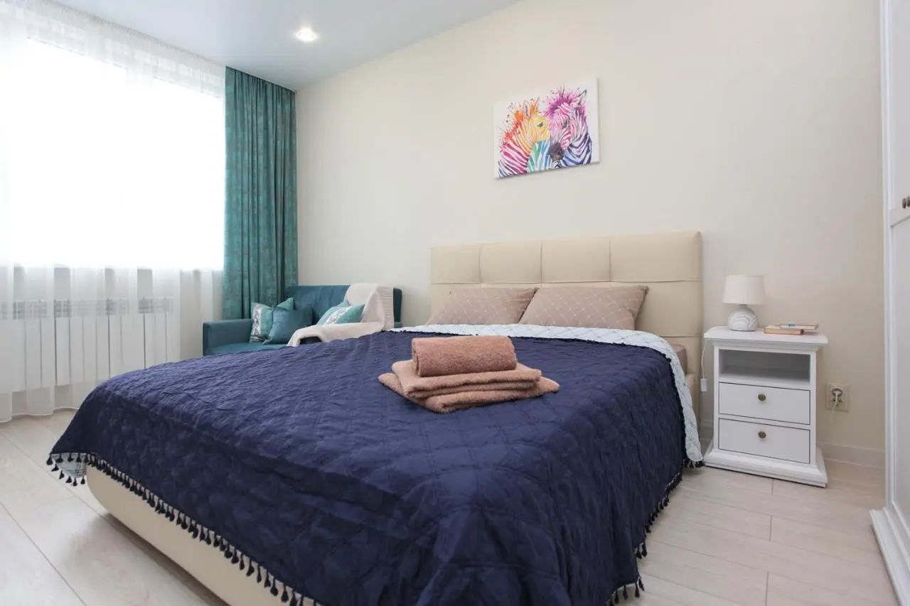 Калининград: Bright house на Крымском