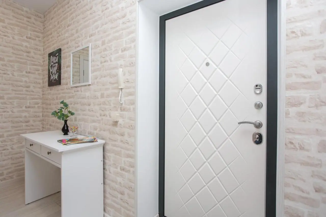 Калининград: Bright house на Крымском