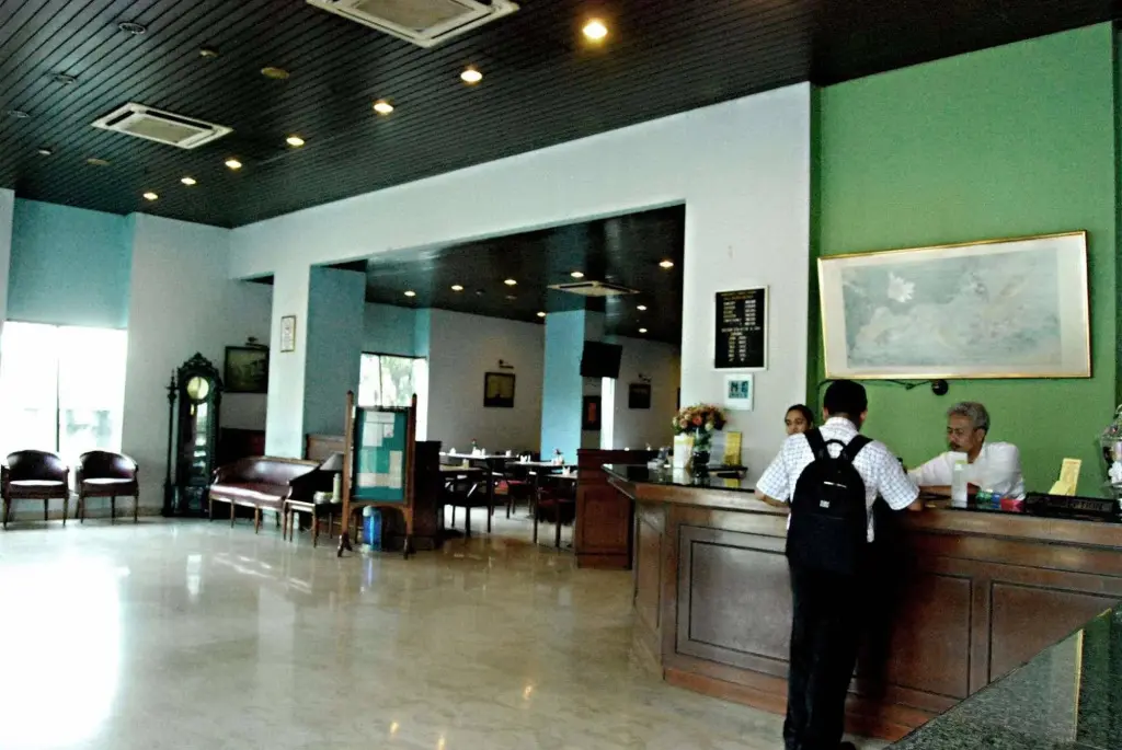 Джакарта: Super OYO Townhouse 1 Hotel Salemba