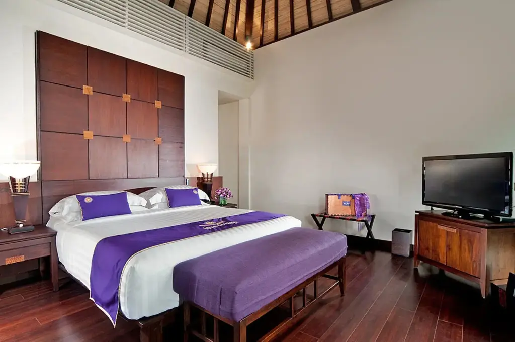 carousel image 5