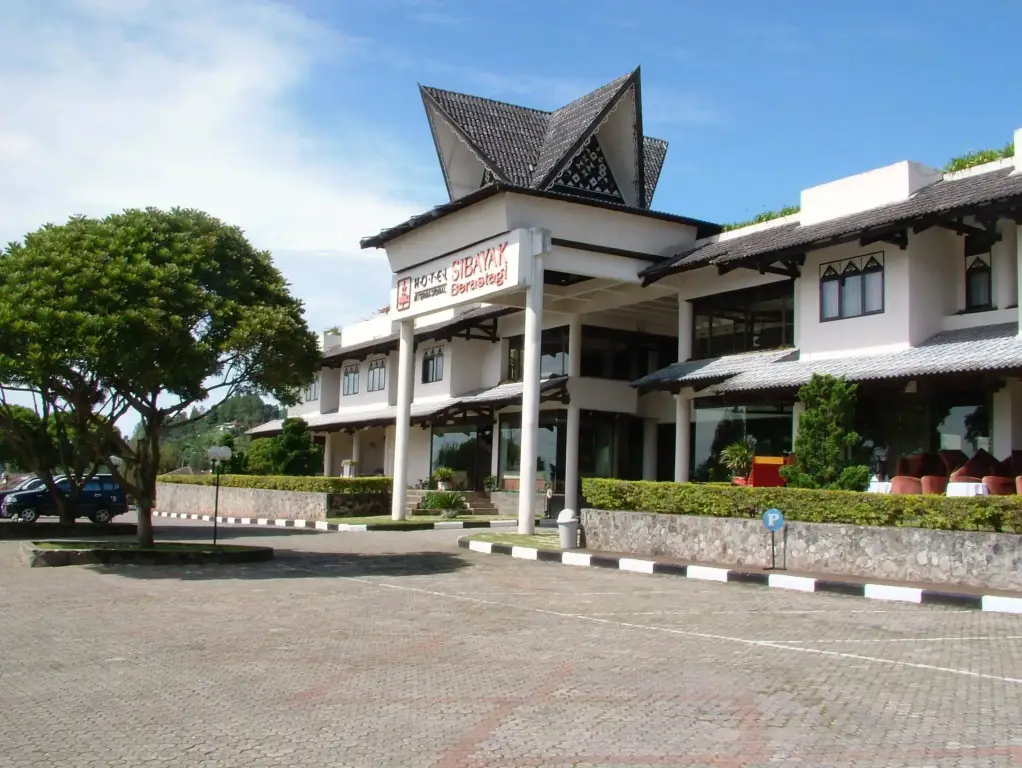 Берастаги: Hotel Sibayak Internasional Berastagi
