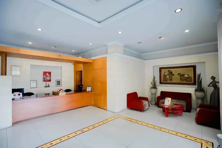 Депок: Cakra Kembang Hotel