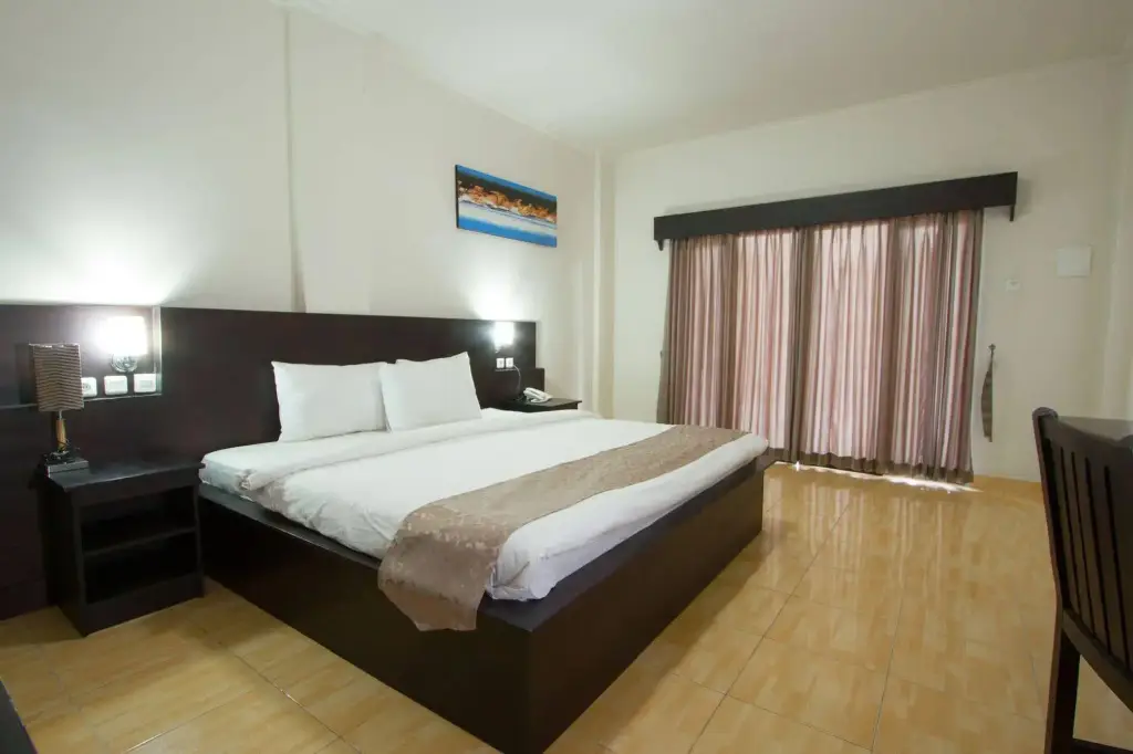 Кута: Hotel Ratna
