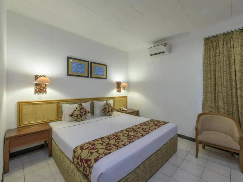 Кута: Seminyak Paradiso Hotel