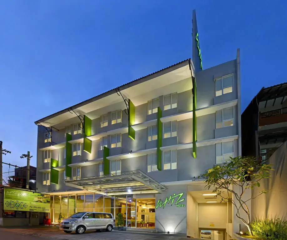 Whiz Hotel Malioboro Yogyakarta — фото 1