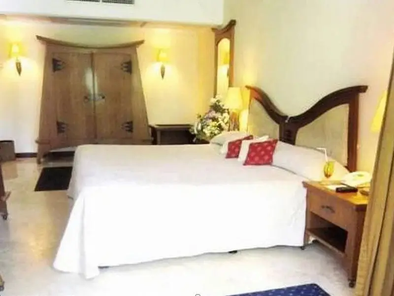 Сурабая: Hotel Equator Surabaya