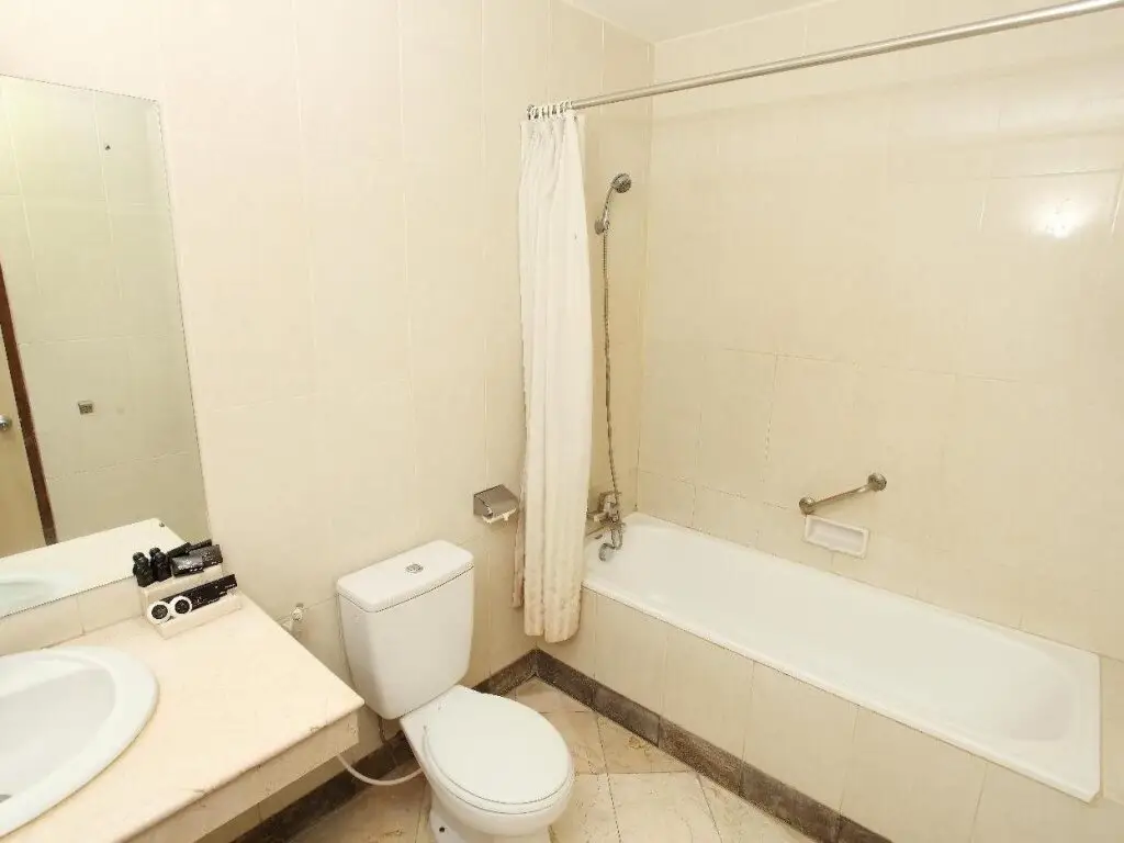 Суракарта: Hotel Baron Indah Solo