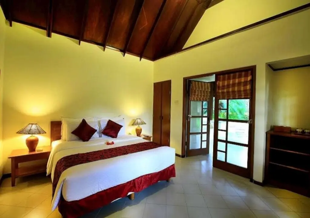 Танджунгджая: Tanjung Lesung Beach Hotel