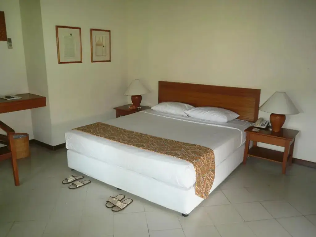 Танджунгджая: Tanjung Lesung Beach Hotel