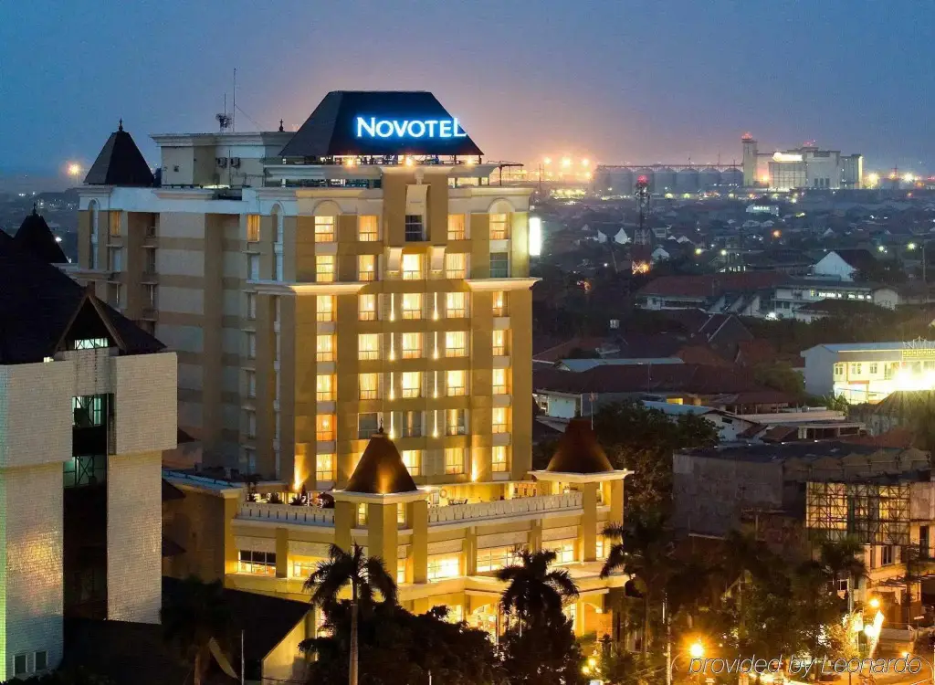 Novotel Semarang — фото 1