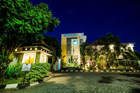 Cakra Kusuma Hotel — фото 1