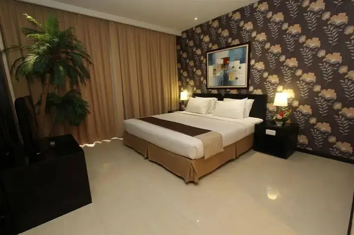Денпасар: Harrads Hotel and Convention
