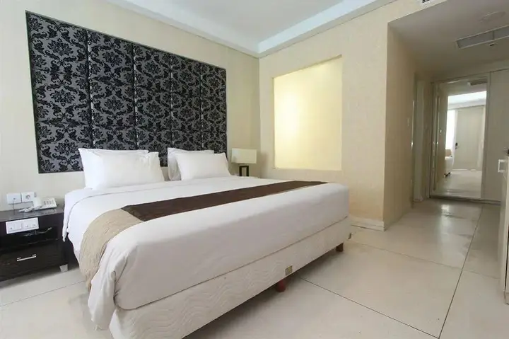 Денпасар: Harrads Hotel and Convention