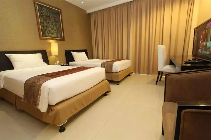Денпасар: Harrads Hotel and Convention