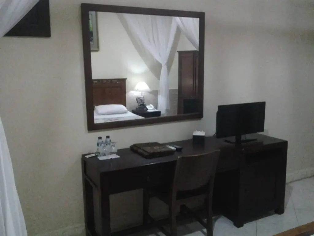 Каликбукбук: Dolphin Hotel Bali