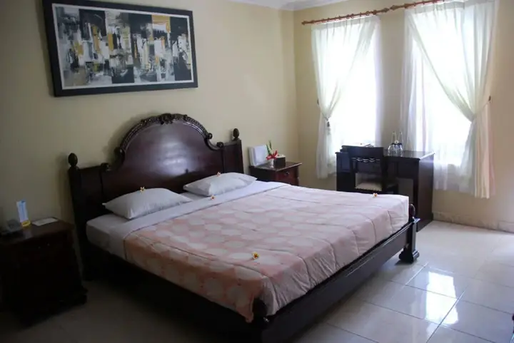 Каликбукбук: Dolphin Hotel Bali