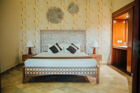 Курортный отель New Sunari Lovina Beach Resort — фото 1