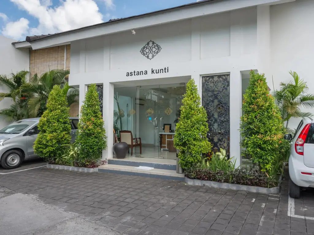 Astana Kunti Suite Apartment Seminyak — фото 1