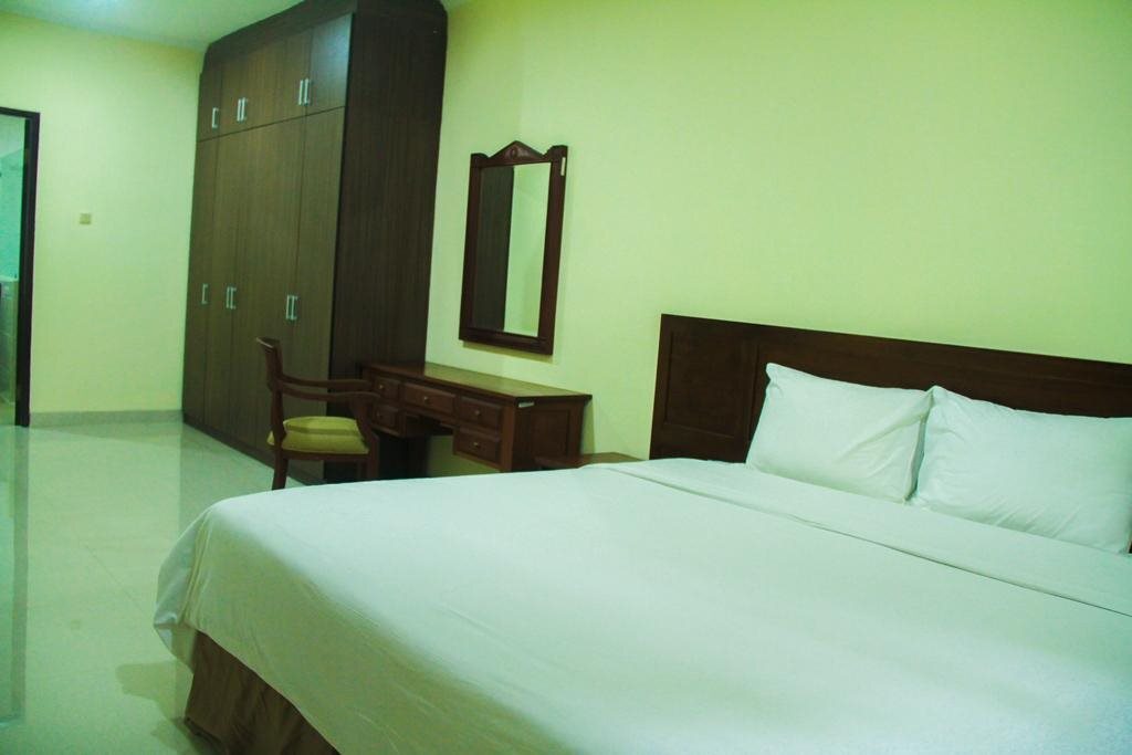 Южный Тангеранг: Country Woods Jakarta