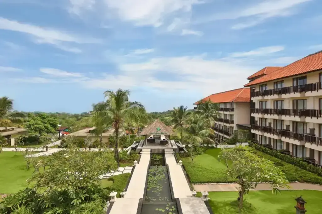 New Kuta Hotel — фото 1
