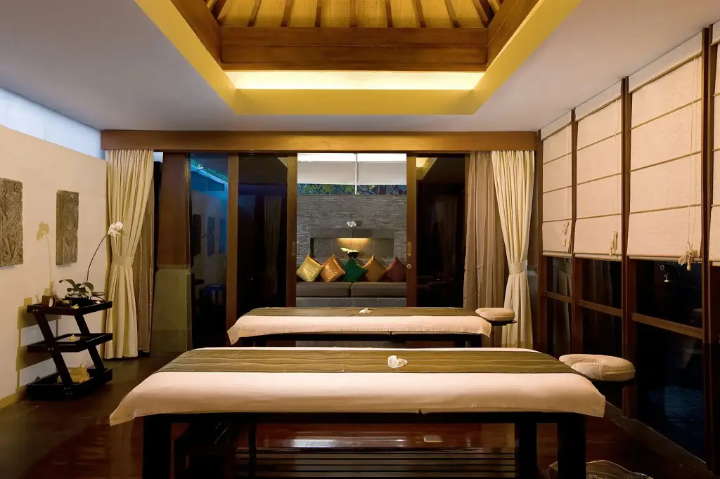 Керобокан: The Kayana Seminyak