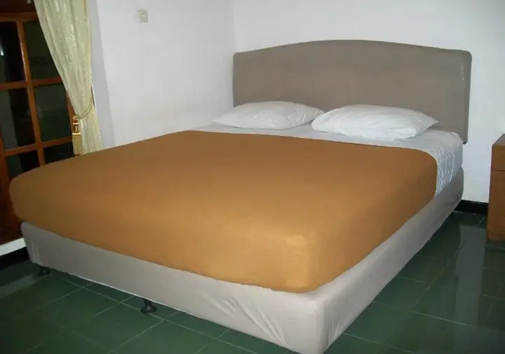 Сурабая: Krowi Inn