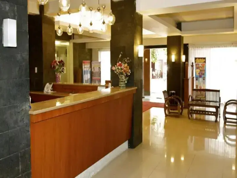 Амбон: Hotel Amboina