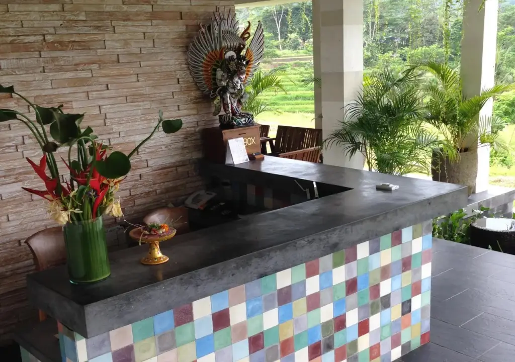 Сидемен: Sawah Indah Villa