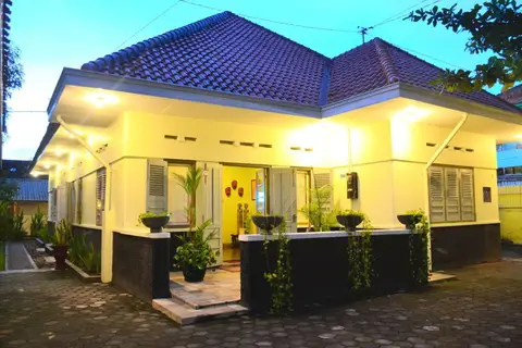 The Kresna Hotel — фото 1