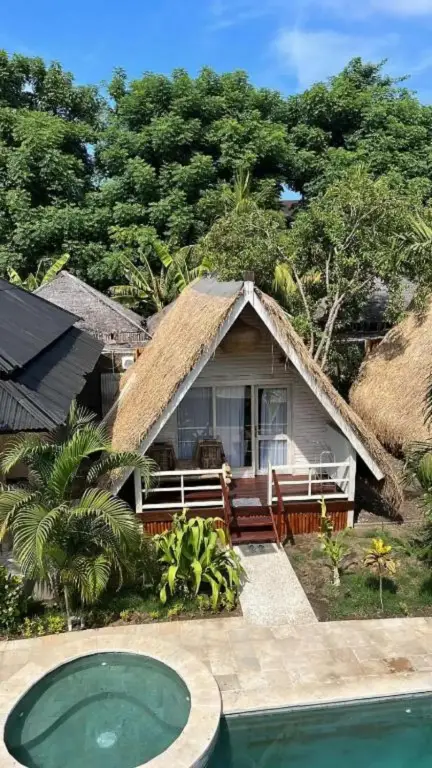Гили Траванган: Icha Cottage