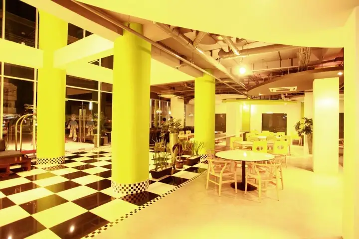 carousel image 3