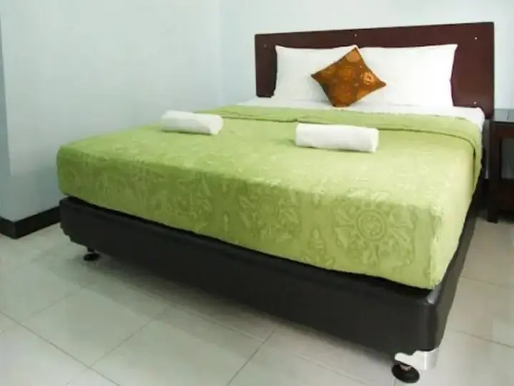 Депок: Amelia Hotel