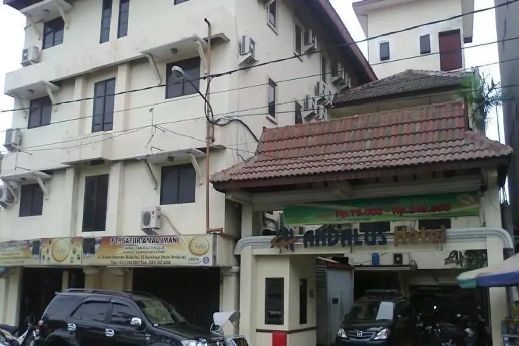 OYO Life 90380 Andalus Hotel Syariah — фото 1
