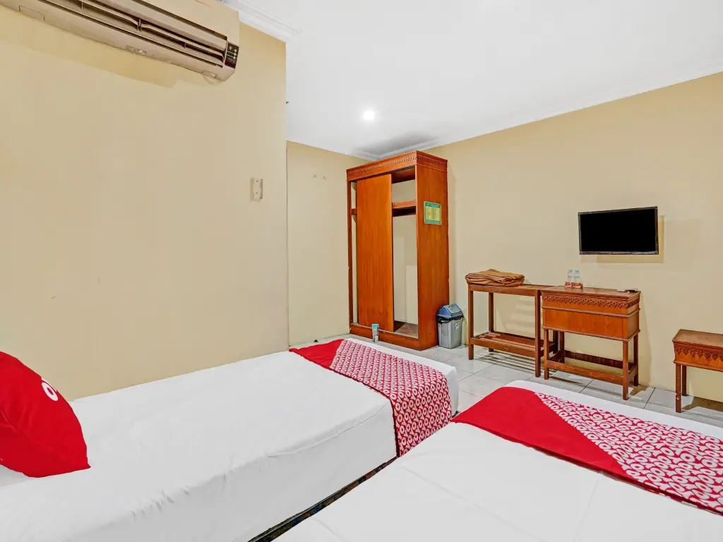 Сурабая: OYO Life 90380 Andalus Hotel Syariah