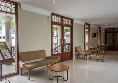 Seminyak Lagoon All Suites Hotel — фото 1