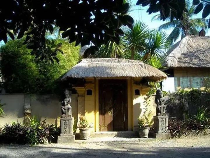 Канди Даса: Villa Martina