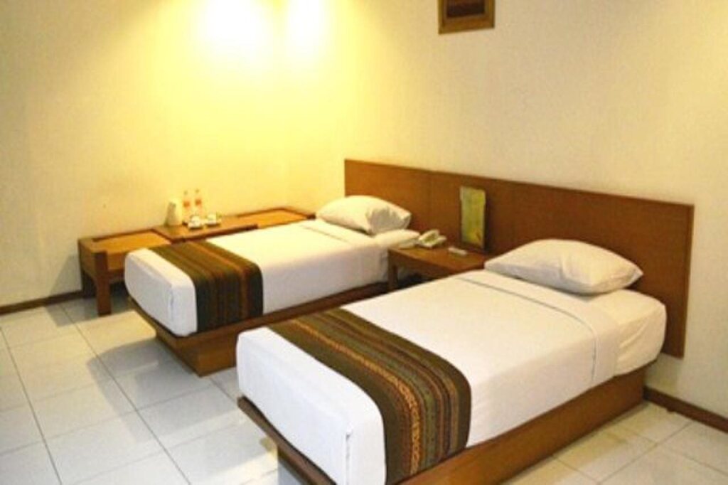Бандунг: The Cipaku Garden Hotel