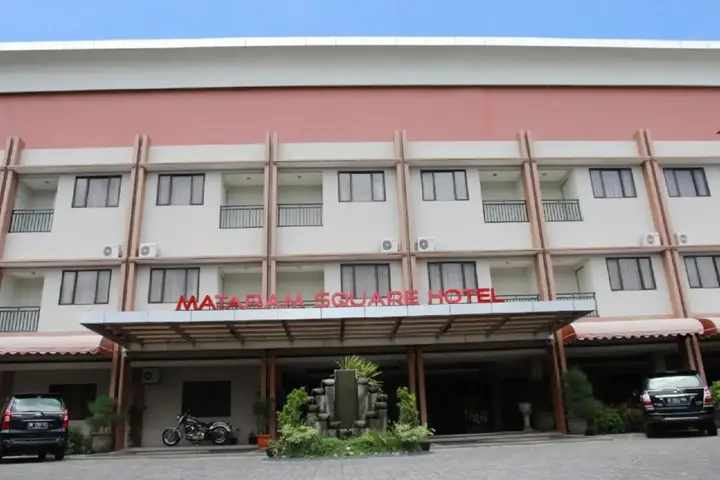 Матарам: Mataram Square Hotel