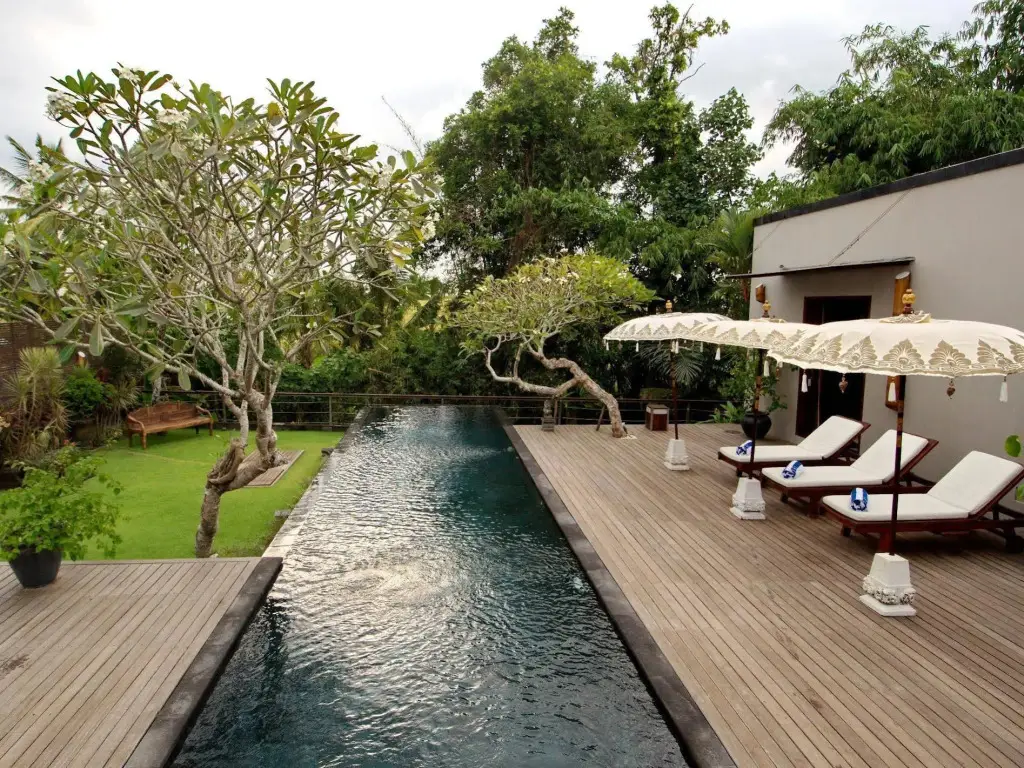 Переренан: Villa Kotak