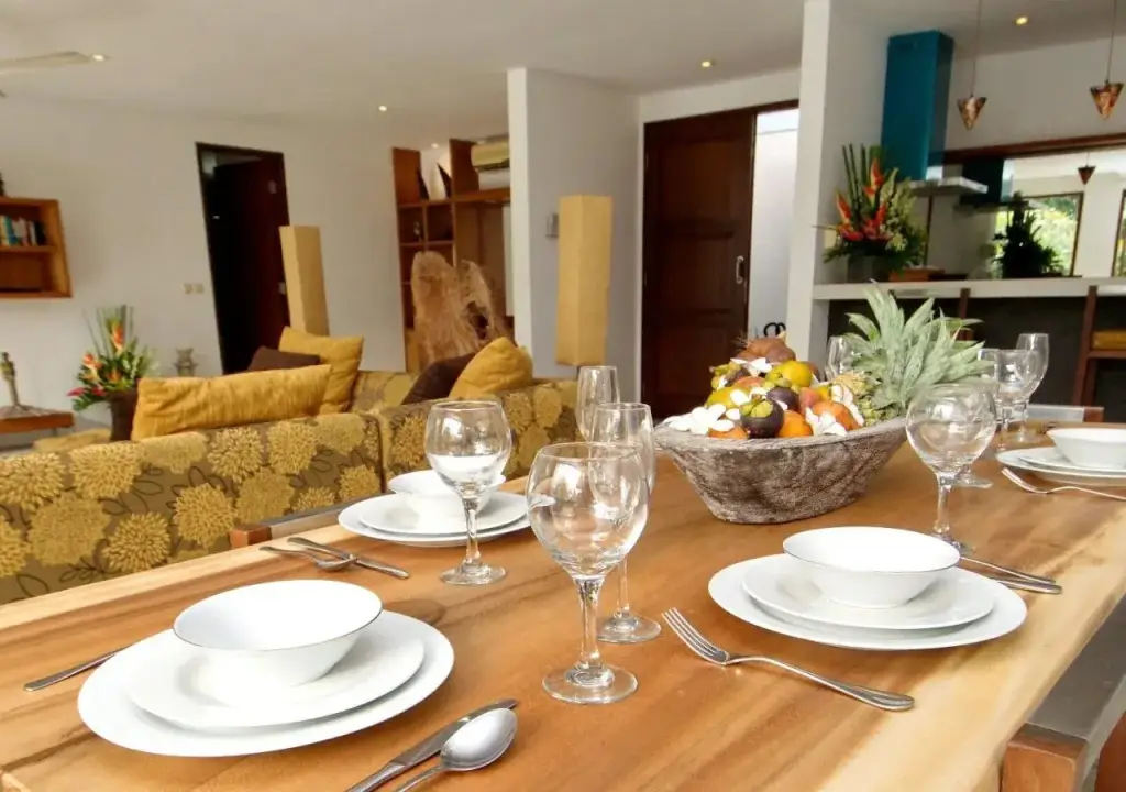 Переренан: Villa Kotak