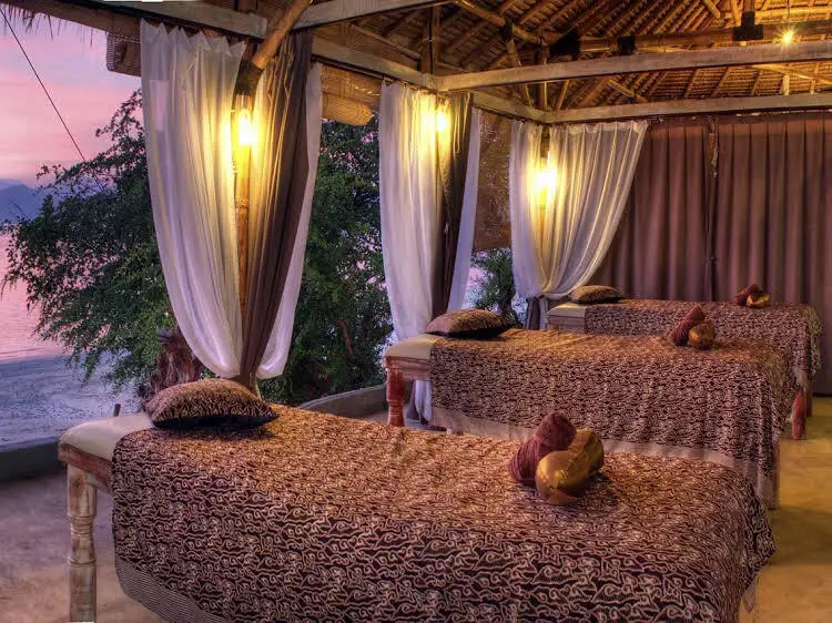 Гили Траванган: Exqisit Villas And Resort
