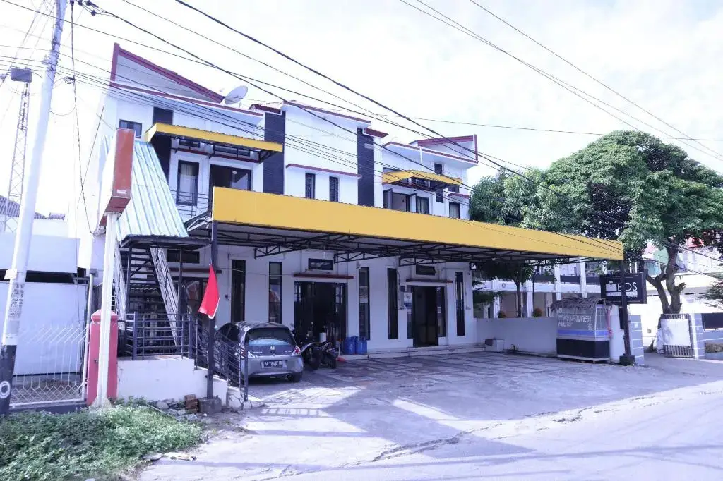 OYO 1305 Hotel Al-ghani Syariah — фото 1