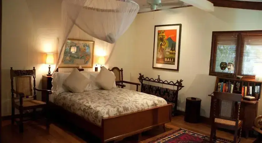 Чангу: Villa East Indies