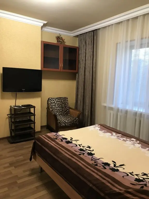 Кисловодск: Апартаменты на Мира 8
